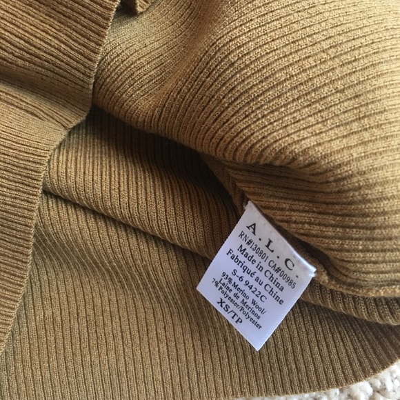 NWOT A.L.C. Milo Cropped Ribbed Turtleneck xs - Picture 8 of 8